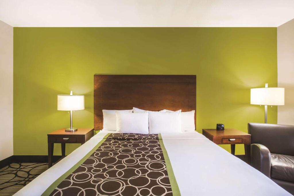 La Quinta by Wyndham Conference Center Prescott Main image 2